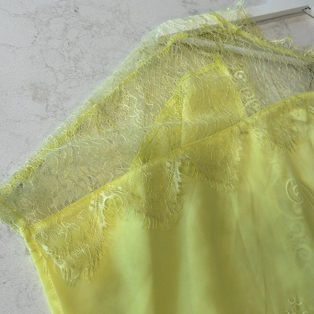 ASTR The Label Citrus Yellow Kimono Women’s Size Medium NWT